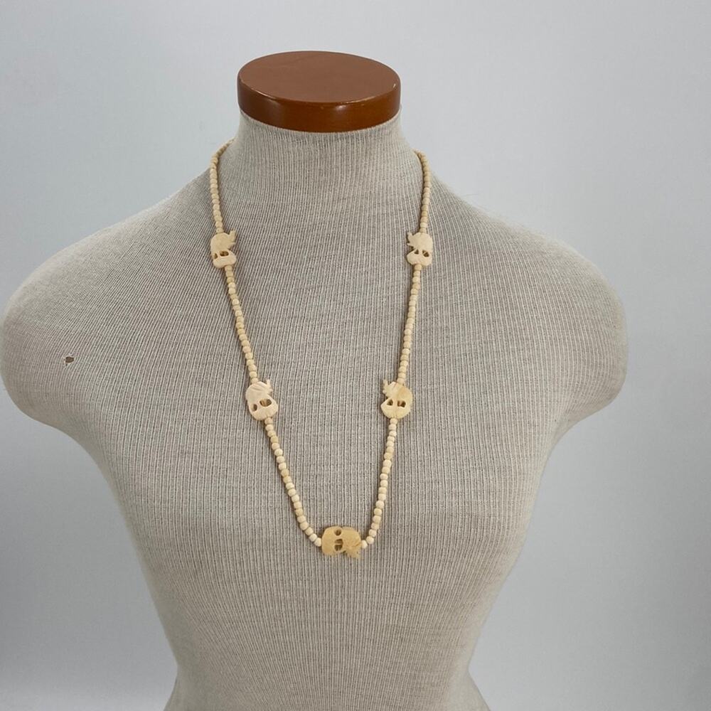 Vintage Bone elephant beaded necklace